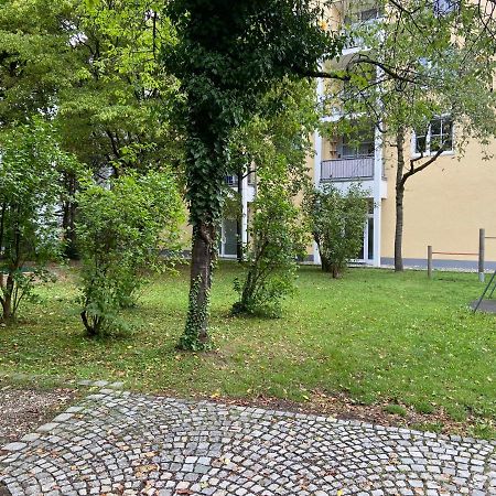 Wohnung Mit Garagenparkplatz An U-Bahnstation Monaco di Baviera Esterno foto