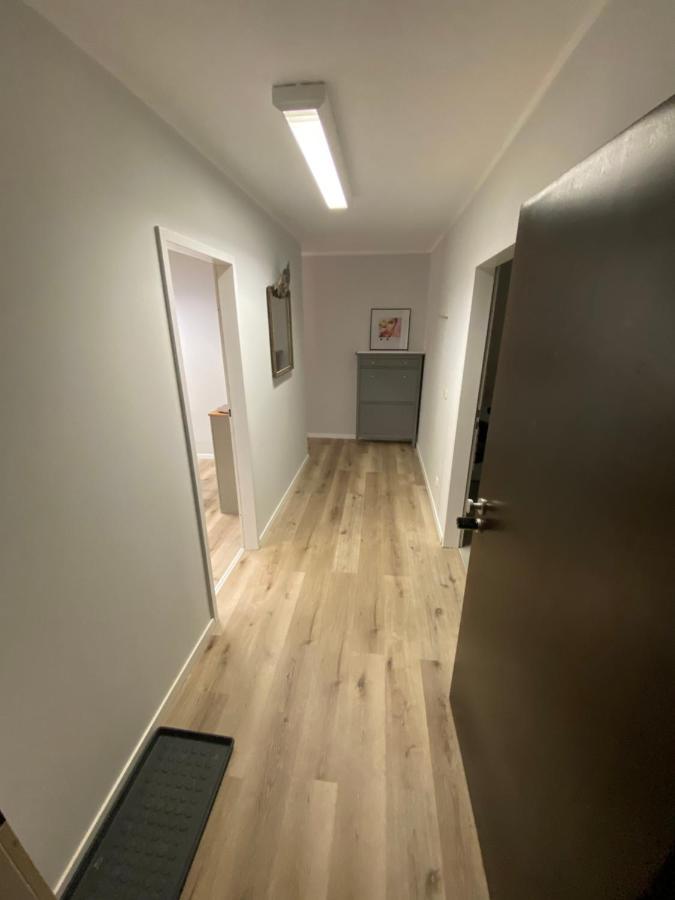 Wohnung Mit Garagenparkplatz An U-Bahnstation Monaco di Baviera Esterno foto