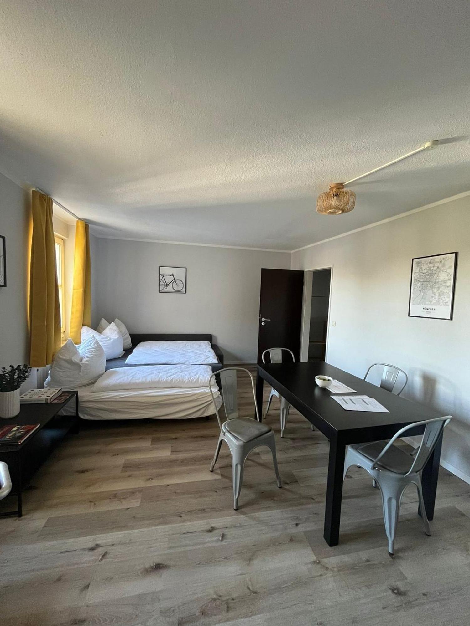 Wohnung Mit Garagenparkplatz An U-Bahnstation Monaco di Baviera Esterno foto